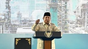 2026-01-12-22-11-04-prabowo_saat_meresmikan_megaproyek_kilang_di_balikpapan_1768222656223_169
