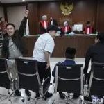 Dari Ruang Sidang ke Jalanan: Potensi Kericuhan Warnai Kasus Delpedro dan Kawan-kawan